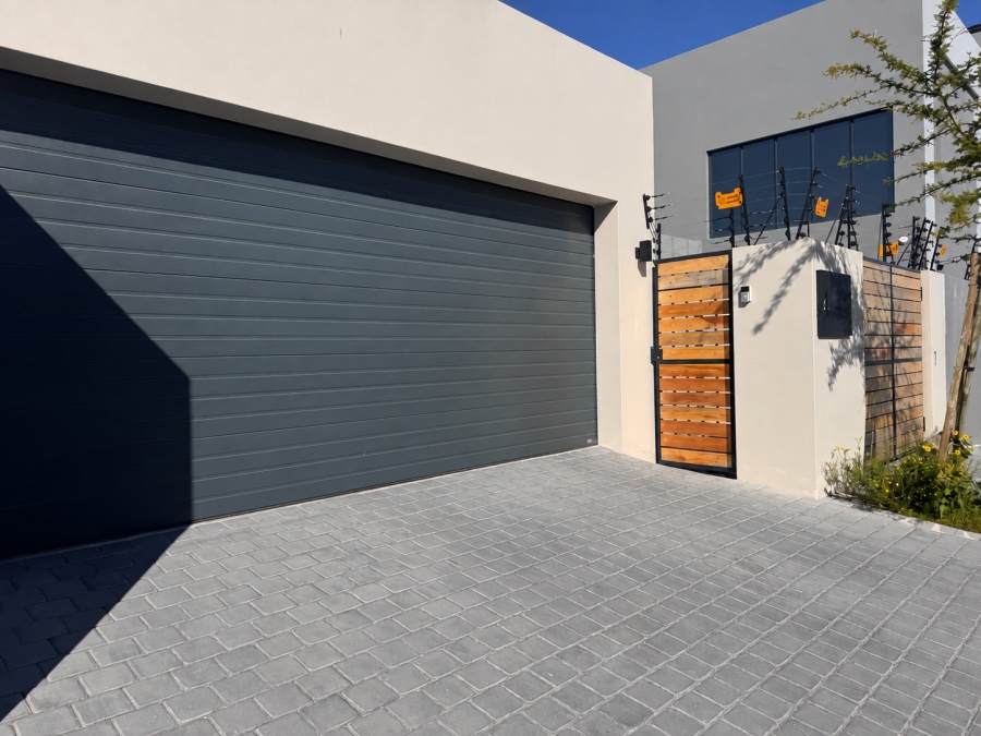 3 Bedroom Property for Sale in Sandown Western Cape